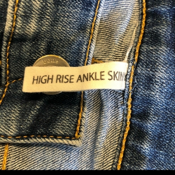 Rag & Bone High Rise Ankle Skinny - Picture 9 of 10